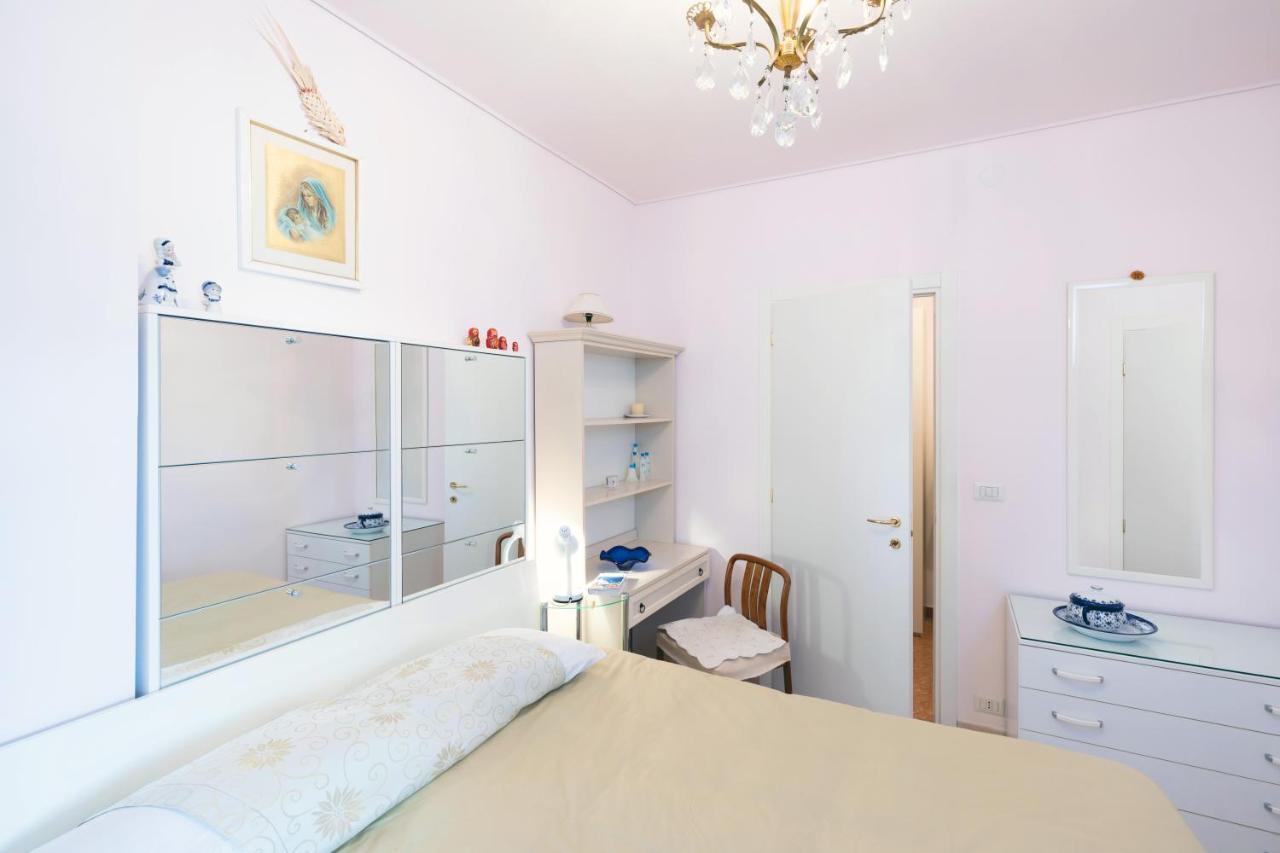 Appartamento 110 - Casa Sole Vista Mare, In Centro 100 Metri Spiaggia Bordighera Esterno foto