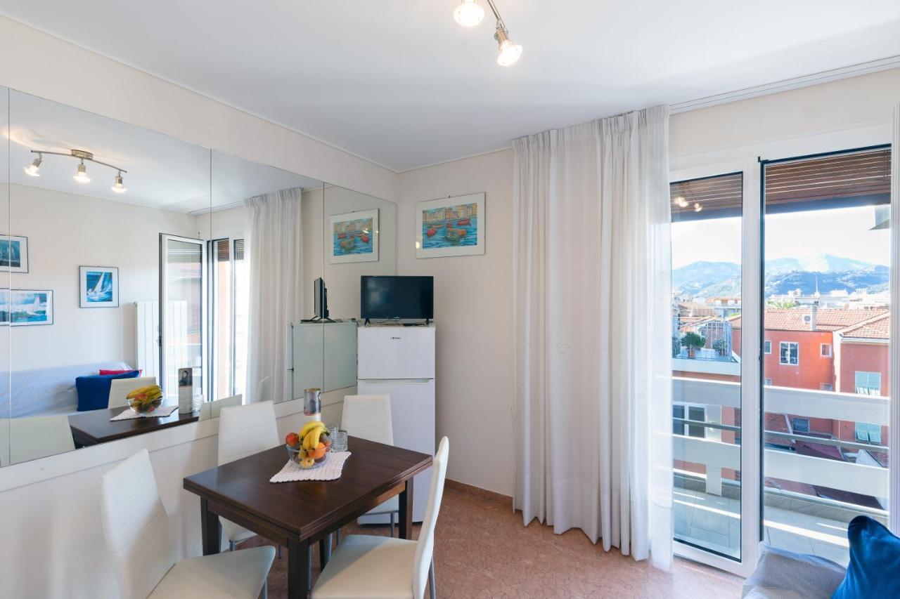 Appartamento 110 - Casa Sole Vista Mare, In Centro 100 Metri Spiaggia Bordighera Esterno foto